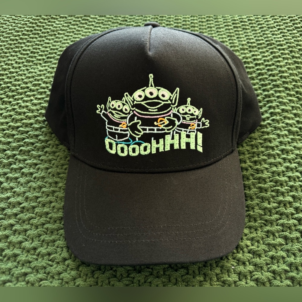Disney Pixar Toy Story 3 Aliens “Oooohhh!” Light Up Baseball Hat